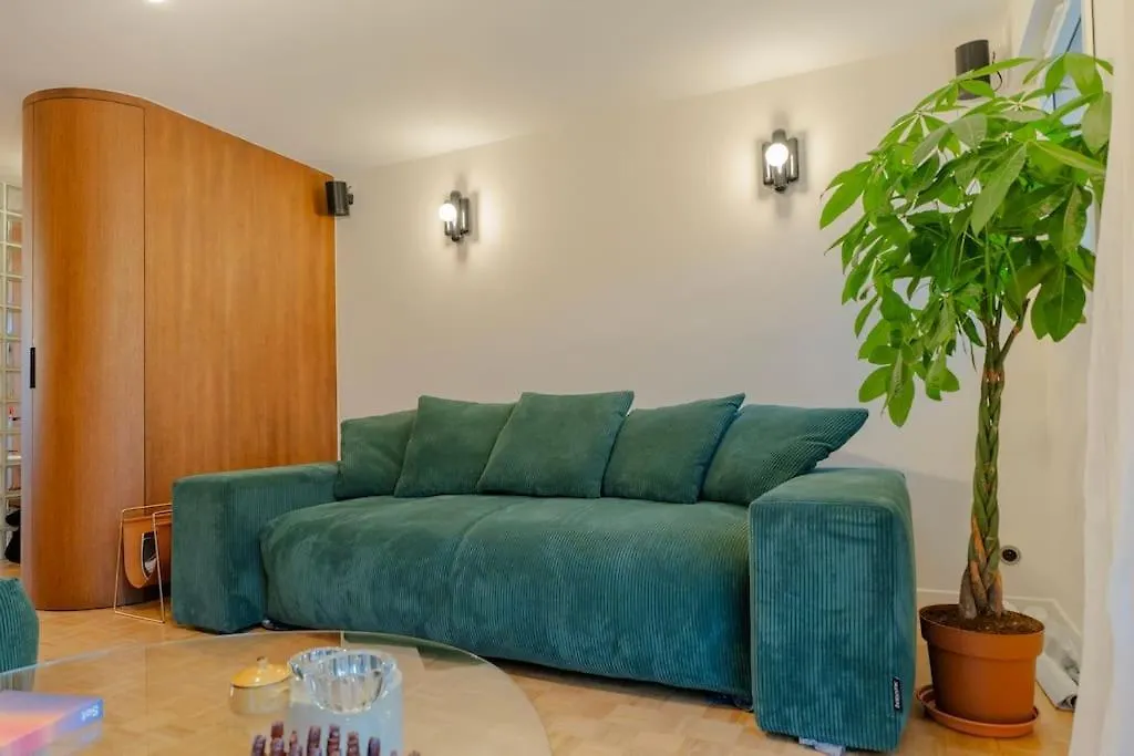 Appartamento Montmartre Penthouse With Stunning Sacre-Coeur View Parigi