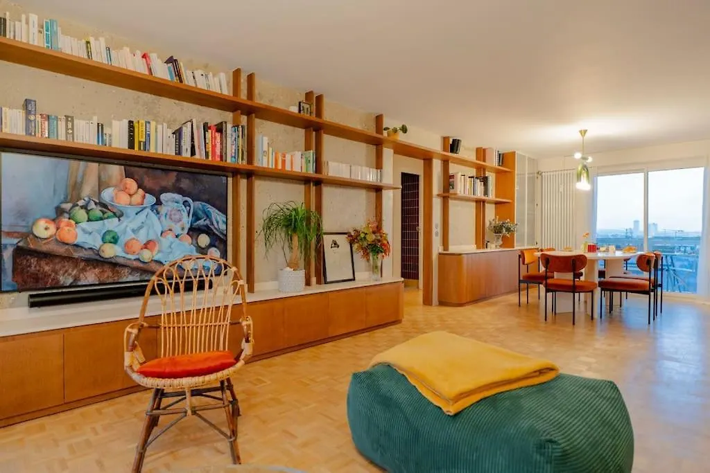 Appartamento Montmartre Penthouse With Stunning Sacre-Coeur View Parigi