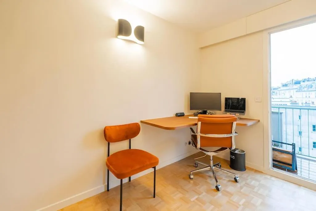 Montmartre Penthouse With Stunning Sacre-Coeur View Διαμέρισμα Παρίσι Γαλλία